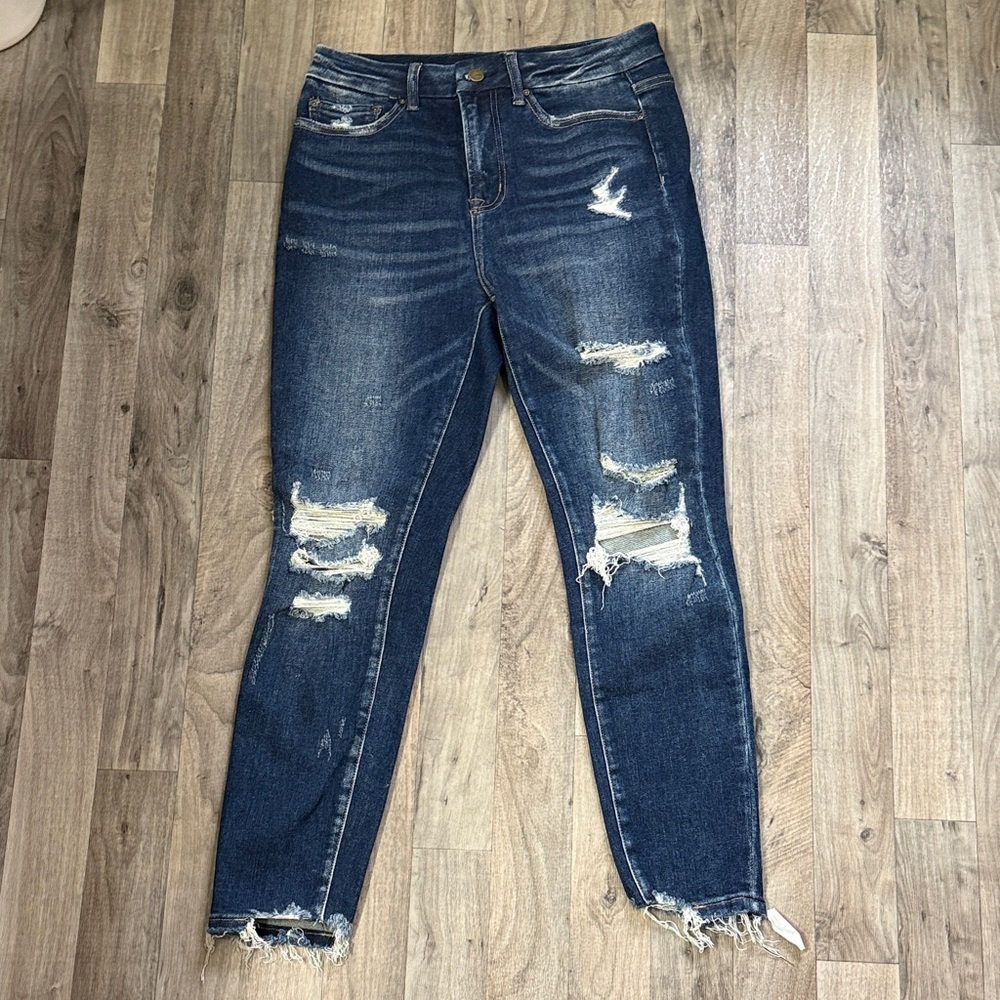 Trendy Distressed Skinny Jeans in Deep Blue